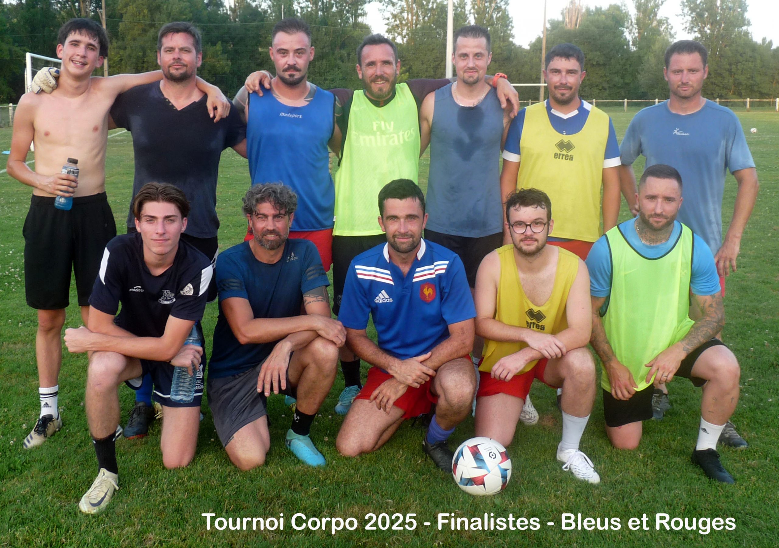 Corpo 2025 bleus et rouges